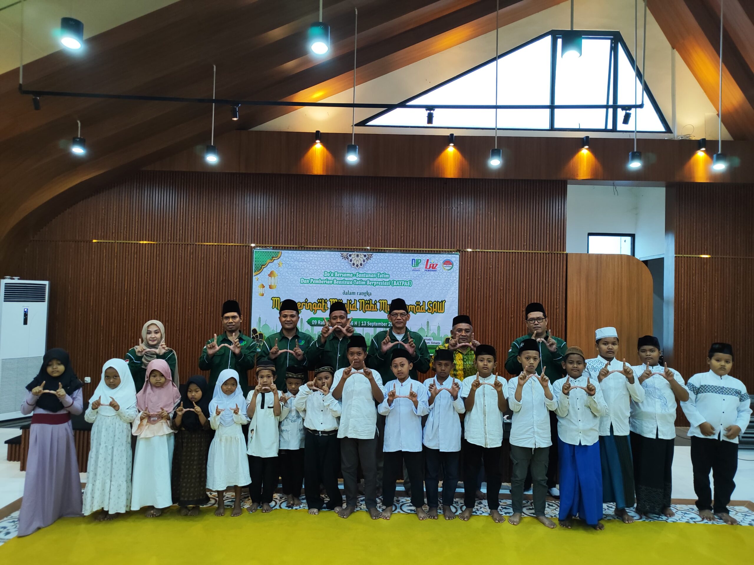 Doa Bersama dan Santunan Yati,m